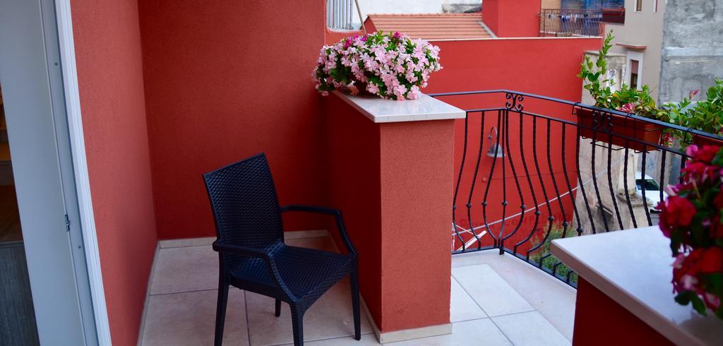 B&B Al Vecchio Borgo Μπαρλέτα Εξωτερικό φωτογραφία